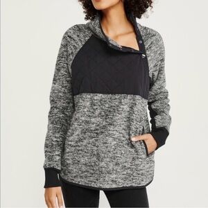 Abercrombie & Fitch Gray and Black Snap Fleece Pullover